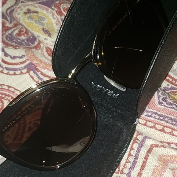 PRADA* 100%Authentic - Picture 6 of 8